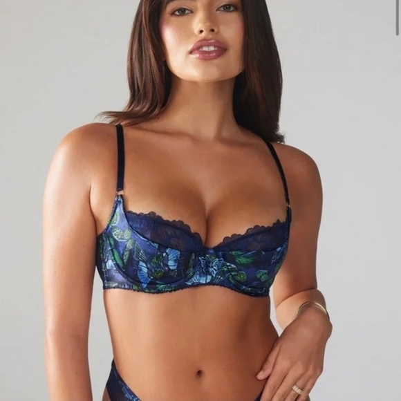 Savage X Fenty Other - Savage X Fenty Blue Navy Green Baroque Butterfly Lace Half Cup Bra